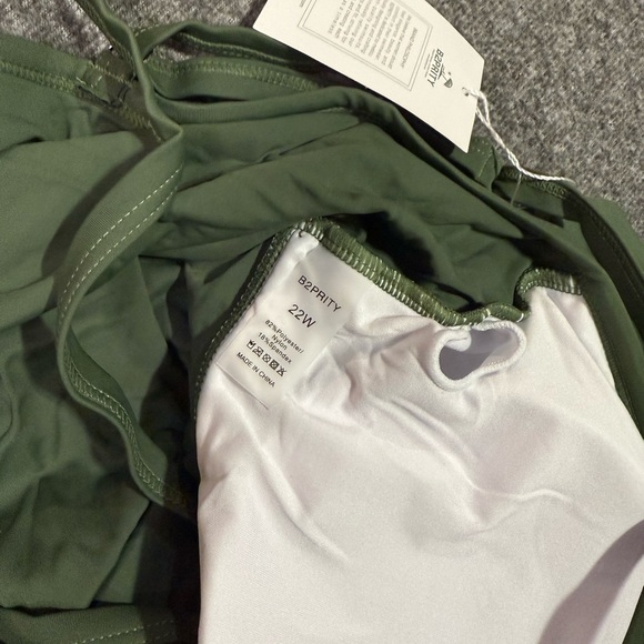 Elegant Olive Green Layered Tankini Two Piece Swimsuit - Picture 3 of 3